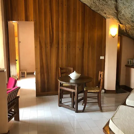 Il Paradiso Perduto Nel Golfo Dei Poeti *